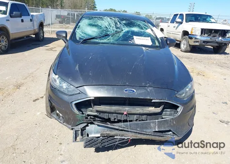 2019 Ford Fusion Hybrid Se z USA, uszkodzony, nr VIN 3FA6P0LU0KR256670